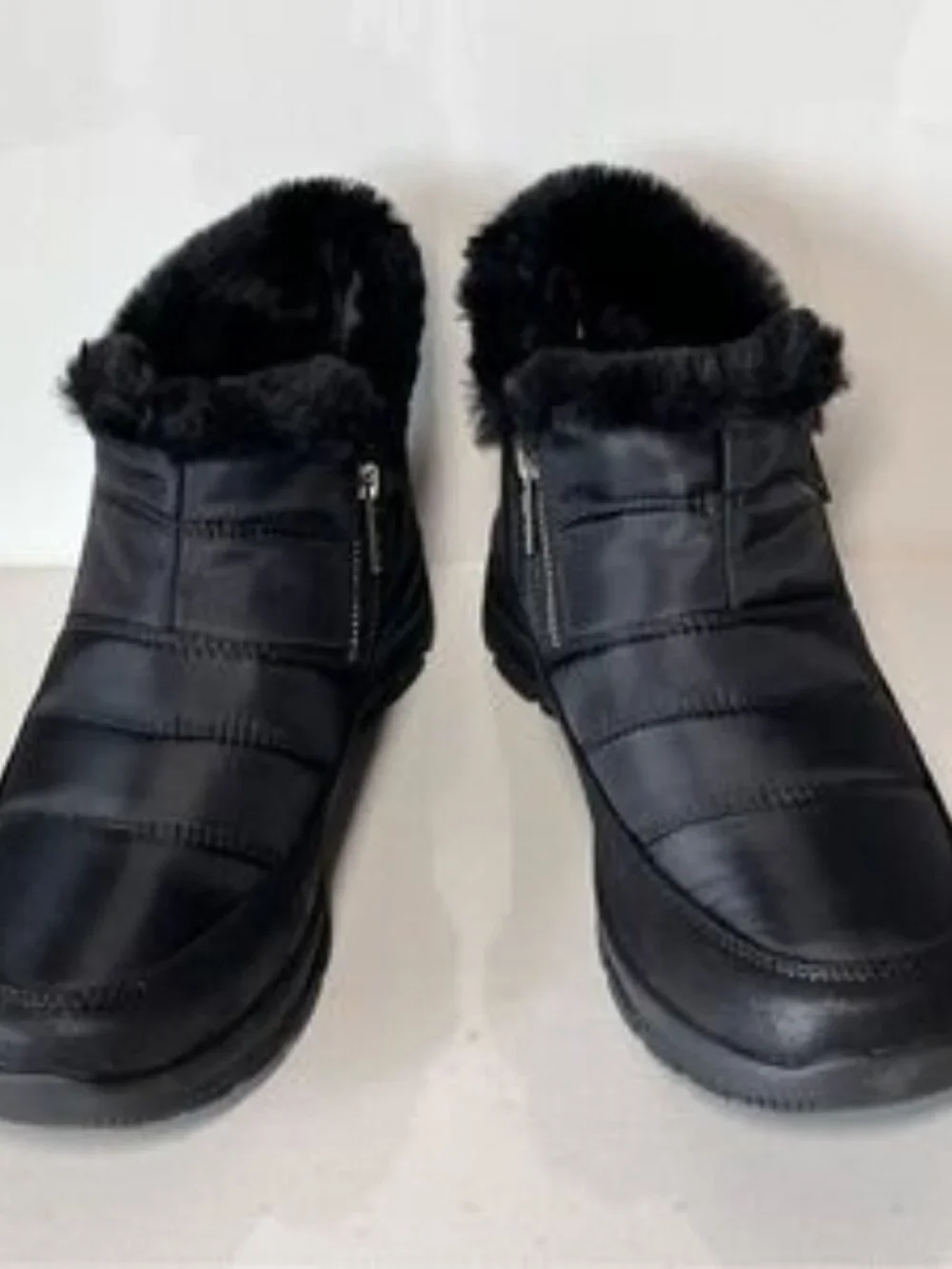 Skechers Easy Going Frosty Charm Water Repellent Vegan Boots